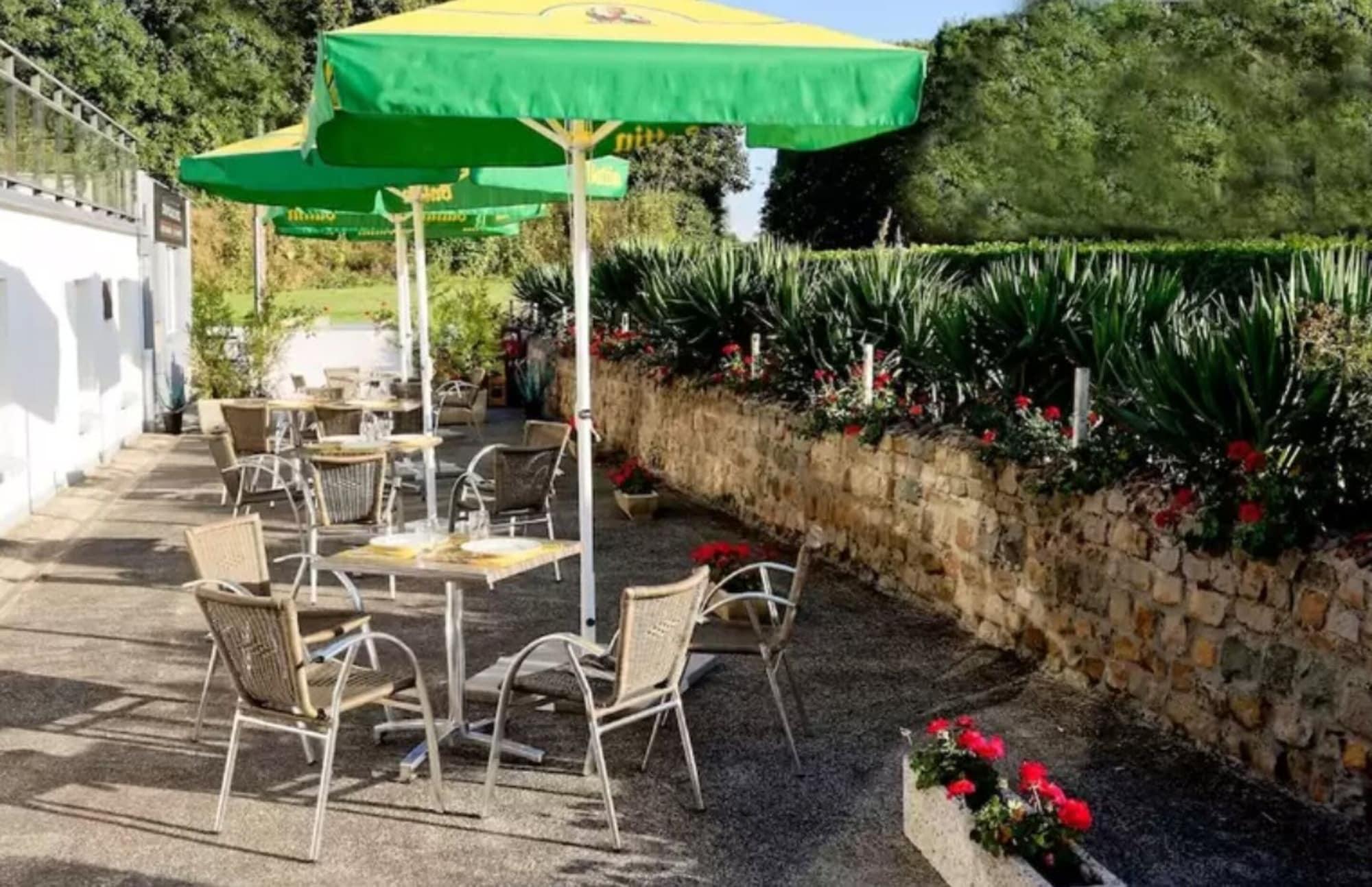 ホテル Le Manoir オルシ エクステリア 写真