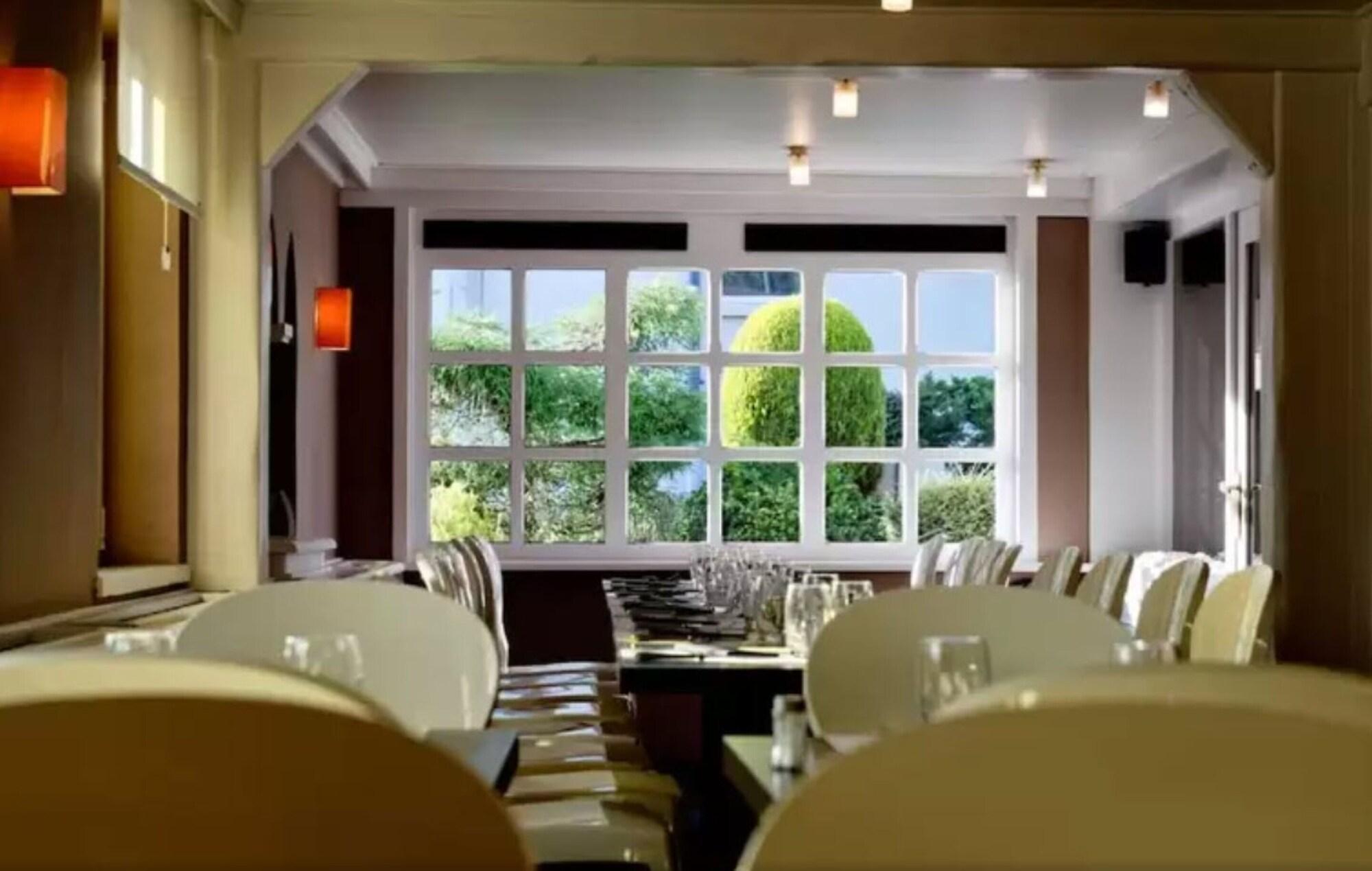 ホテル Le Manoir オルシ エクステリア 写真